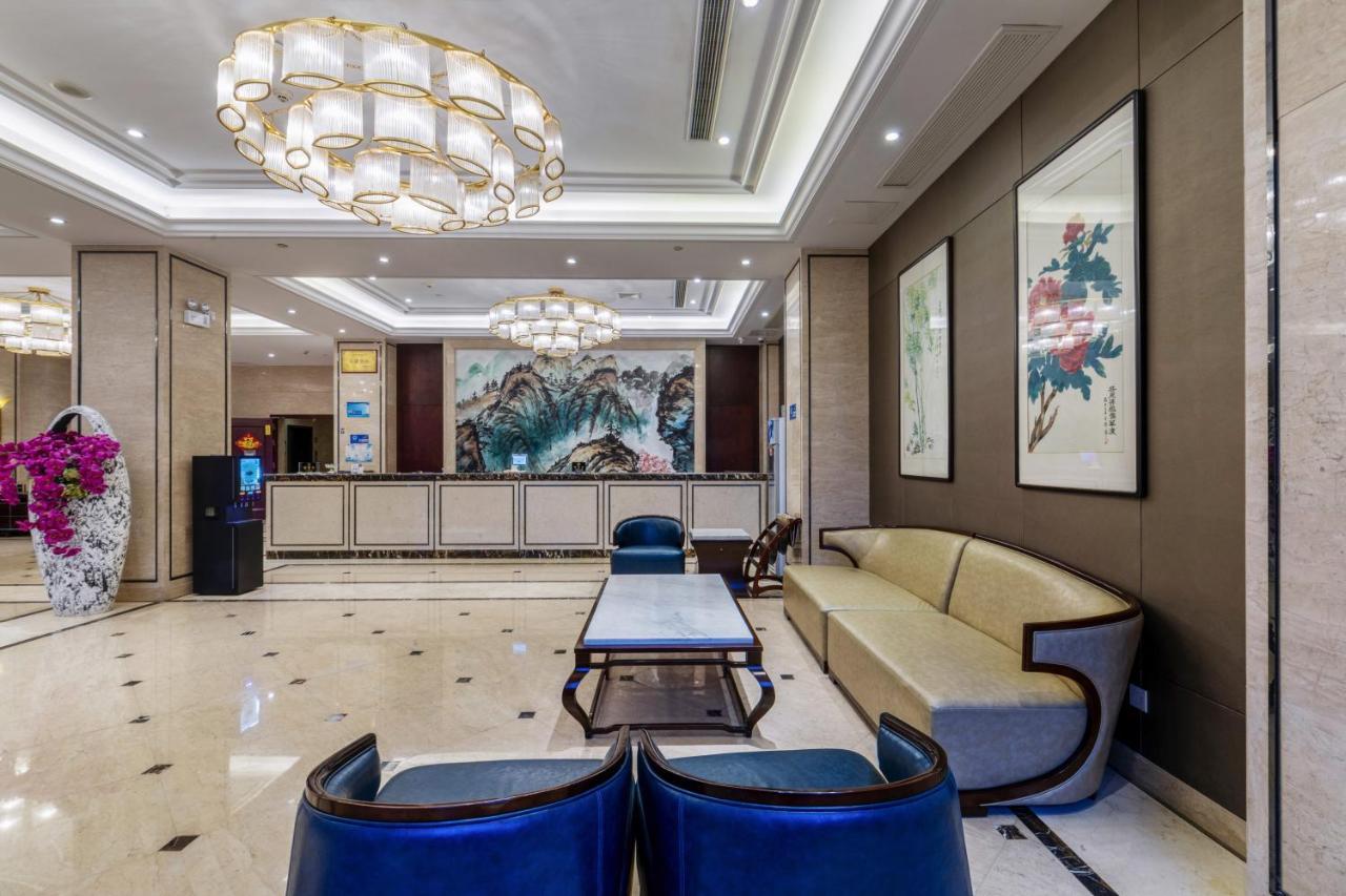 Huzhou Wealth Hotel ภายนอก รูปภาพ